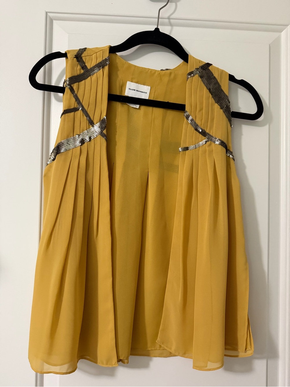 Club Monaco Women Accent Vest